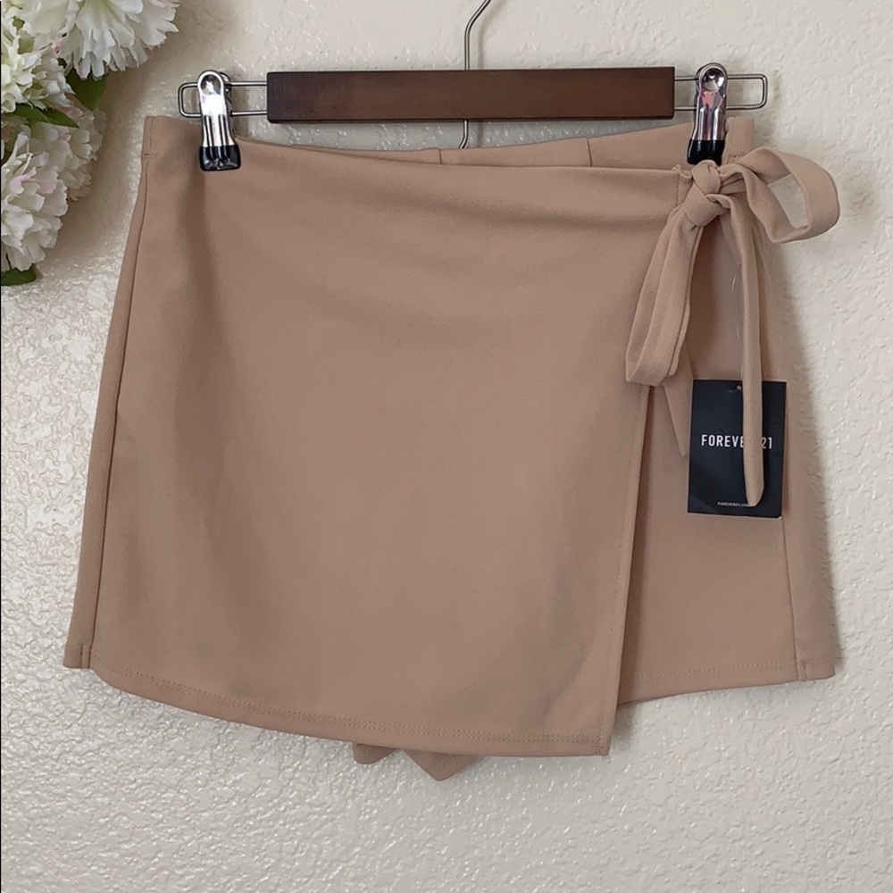 Forever 21 Tan Skort